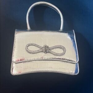 Elegant Silver Handbag